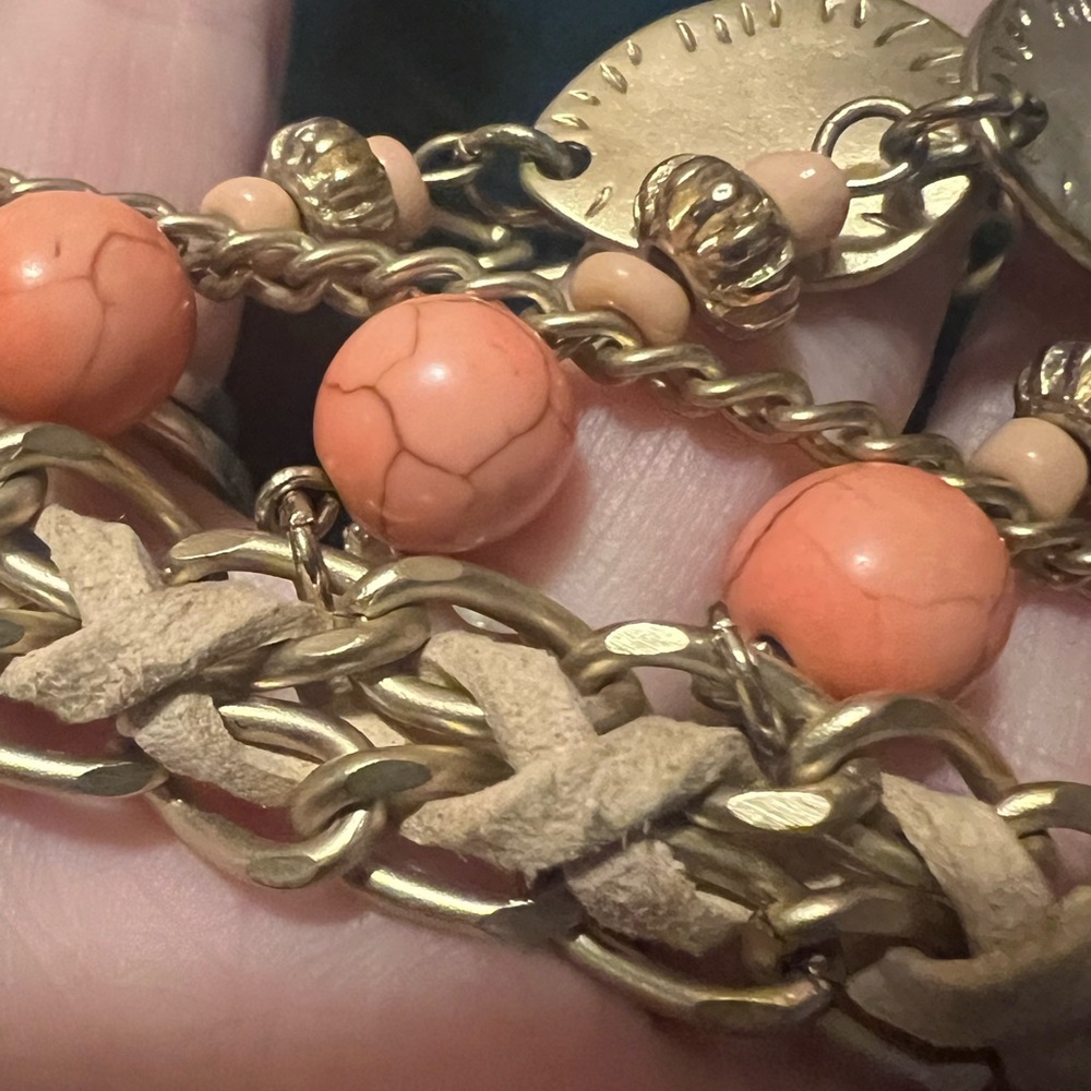 Y2K Coral and Gold Necklace - Picture 12 of 15
